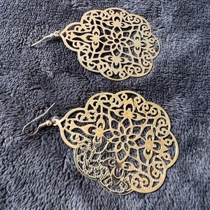 Gold leaf earrings